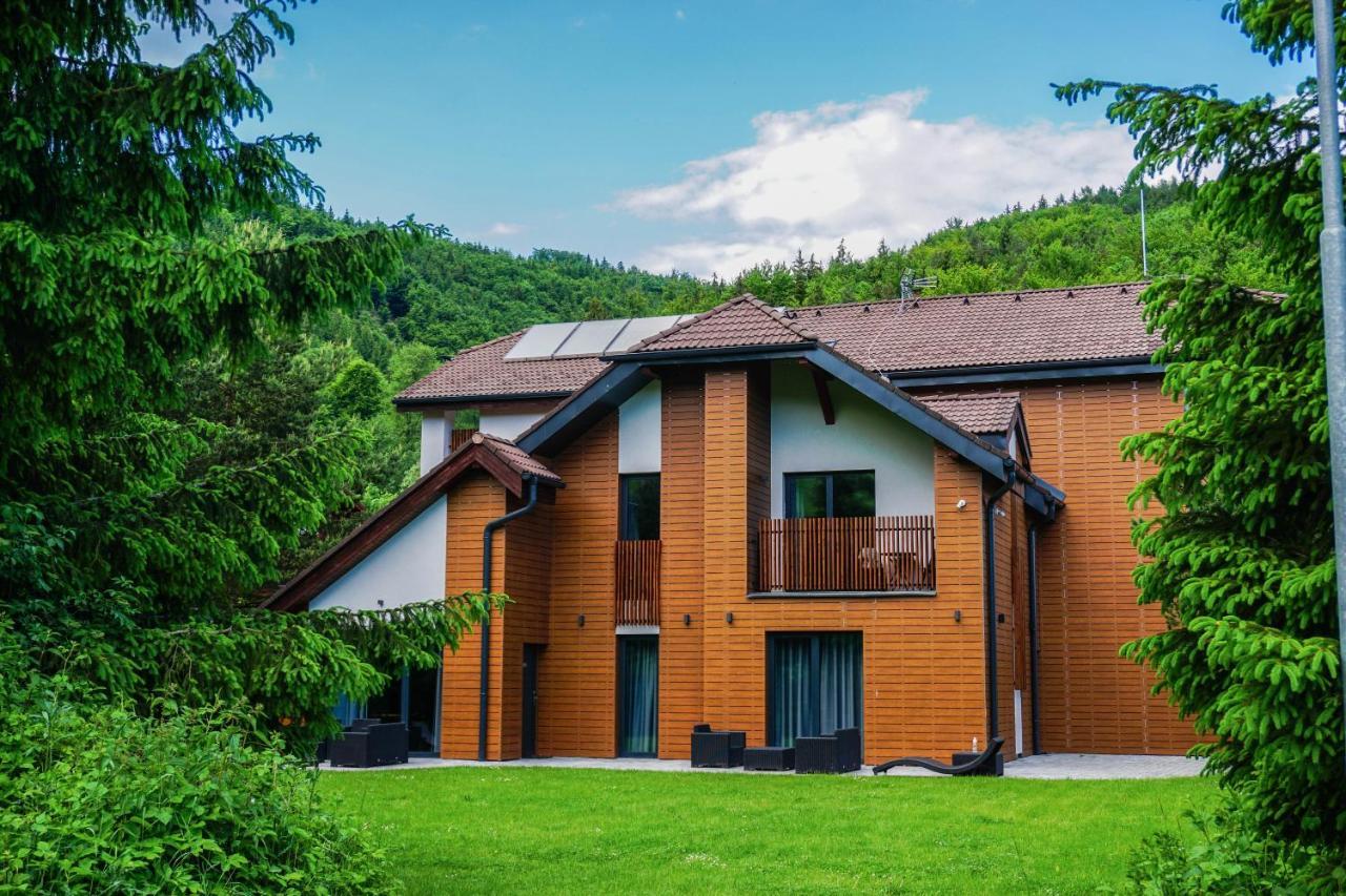 Penzion Deer Valča Eksteriør billede